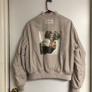 H\u0026M | Jackets \u0026 Coats | Ariana Grande 